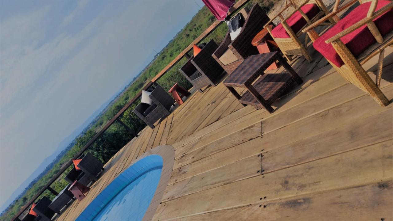 Buffalo Safari Lodge Katunguru Ngoại thất bức ảnh