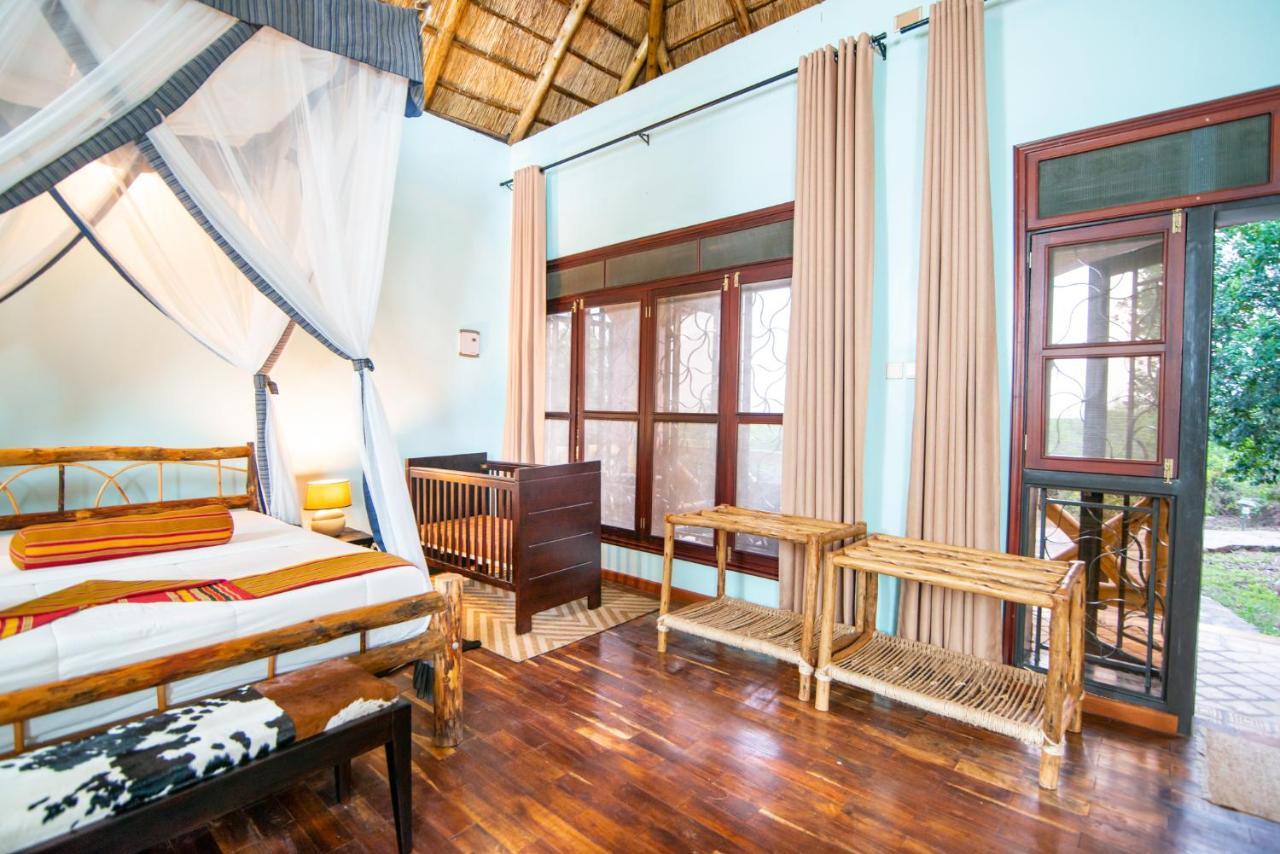 Buffalo Safari Lodge Katunguru Ngoại thất bức ảnh