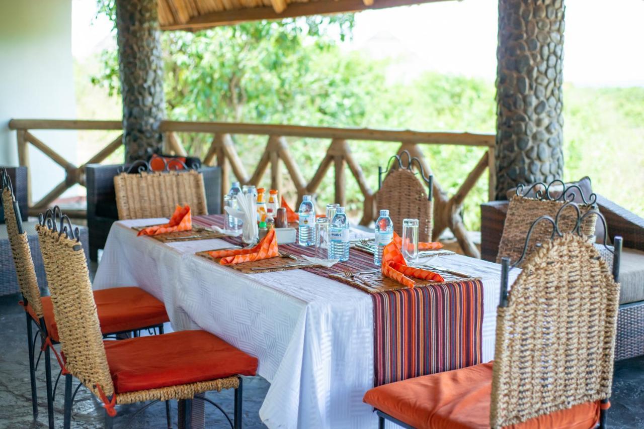 Buffalo Safari Lodge Katunguru Ngoại thất bức ảnh